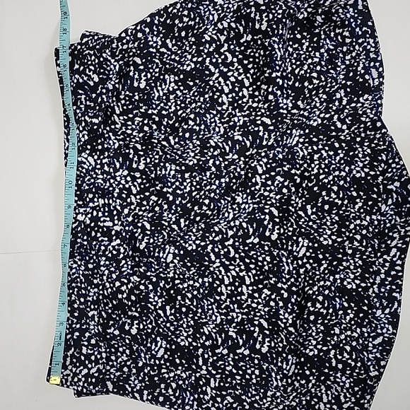 EXPRESS Shortie Super High Rise Short/ size  14 - Picture 8 of 13